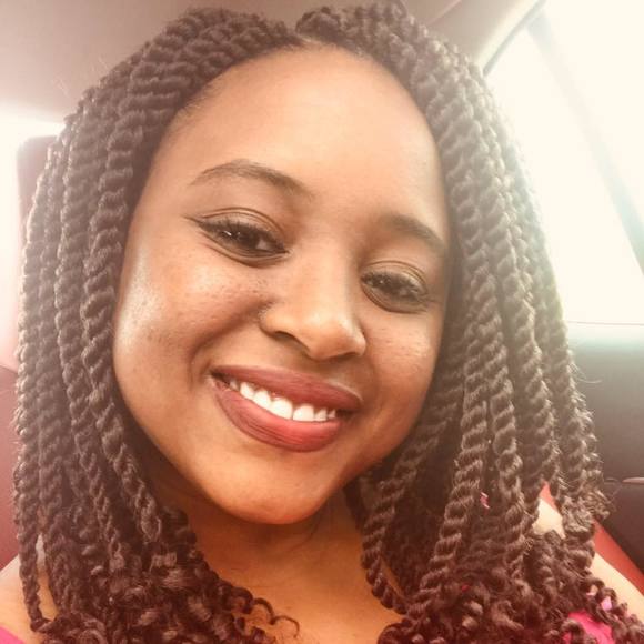 Meet your Posher, Alexis - Picture 1 of 1